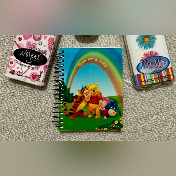 Pooh wire ring notebook, 2 packs tissues each with a fun design - Picture 1 of 4